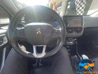 PEUGEOT 2008 usata, con Climatizzatore