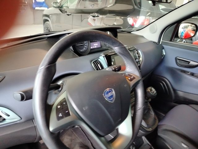 LANCIA Ypsilon usata, con Bluetooth