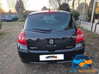 RENAULT Clio usata, con Alzacristalli elettrici