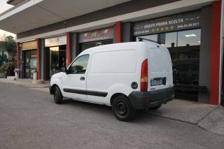 RENAULT Kangoo usata, con Autoradio