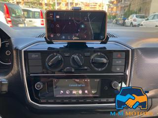 VOLKSWAGEN up! usata, con Sistema di navigazione