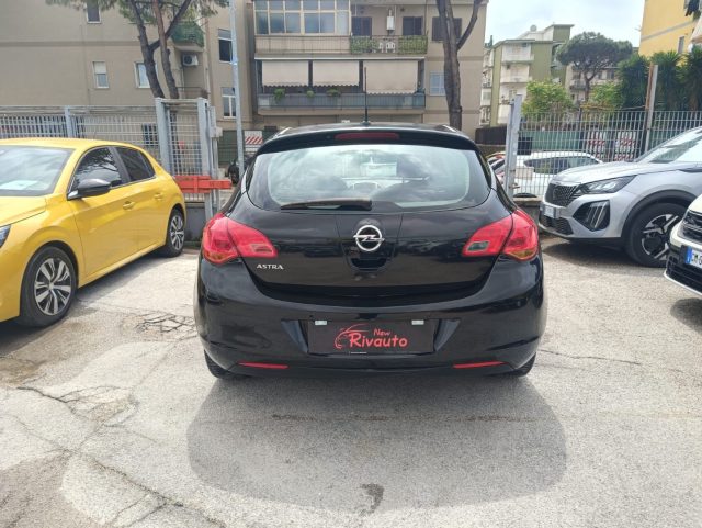 OPEL Astra usata, con Cerchi in lega