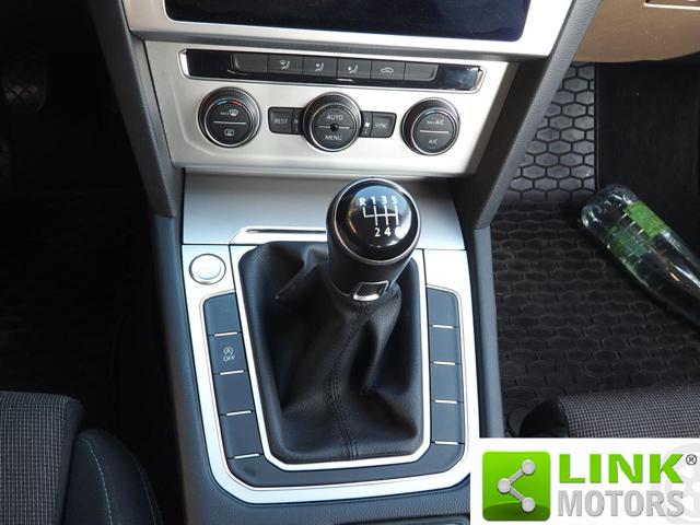 VOLKSWAGEN Passat usata 17