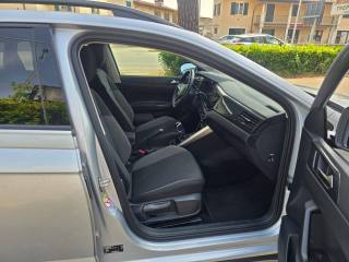 VOLKSWAGEN Taigo usata 147