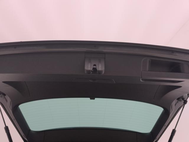 VOLKSWAGEN Tiguan usata, con Specchietti laterali elettrici