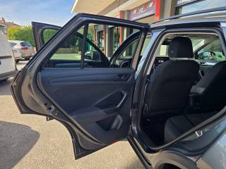 VOLKSWAGEN T-Roc usata 99