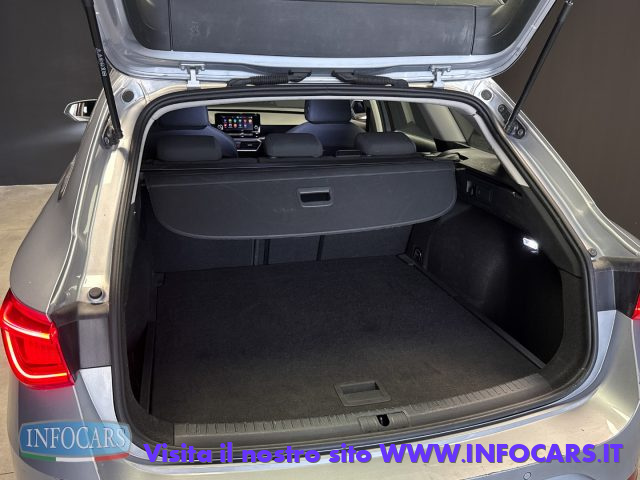 SEAT Leon usata, con Touch screen