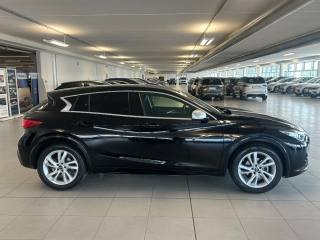 INFINITI Q30 usata, con Controllo trazione