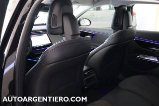 MERCEDES-BENZ E 220 usata, con Specchietti laterali elettrici