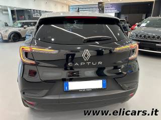 RENAULT Captur usata, con Autoradio