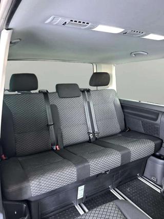 VOLKSWAGEN Multivan usata, con Bluetooth