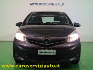 TOYOTA Yaris usata, con ESP