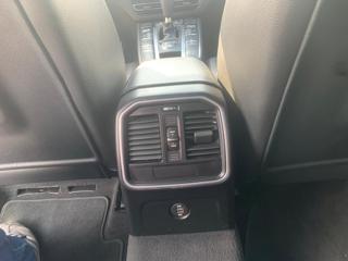 PORSCHE Macan usata 22