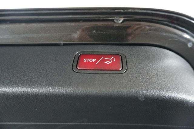 MERCEDES-BENZ C 220 usata, con ESP