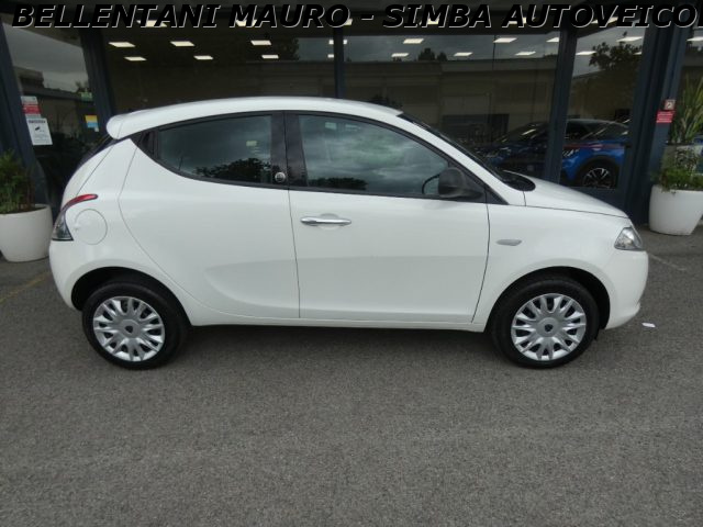 LANCIA Ypsilon usata, con ESP