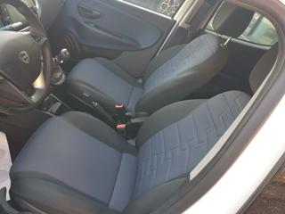 LANCIA Ypsilon usata, con ESP