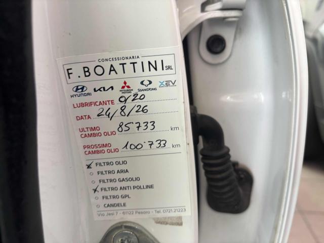 HYUNDAI i10 usata, con Autoradio