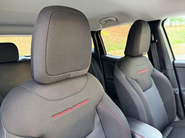 JEEP Renegade usata, con USB