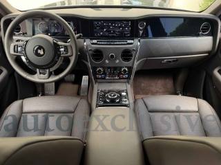 ROLLS-ROYCE Cullinan usata, con Specchietti laterali elettrici