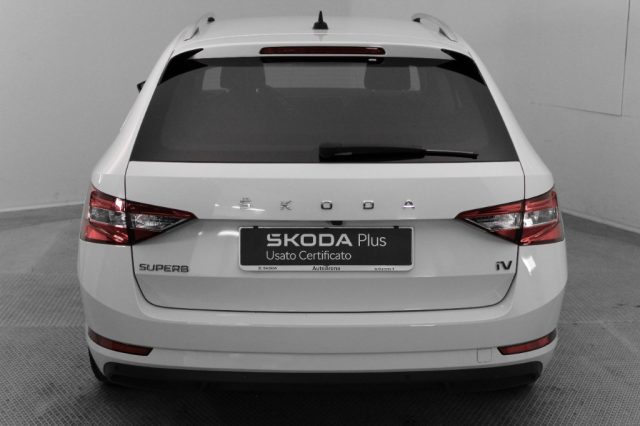 SKODA Superb usata, con Autoradio