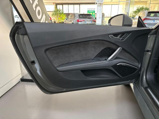 AUDI TT usata, con Boardcomputer