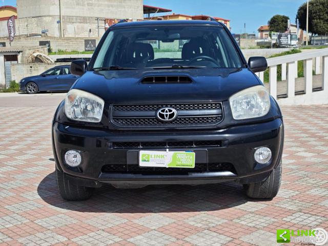 TOYOTA RAV 4 MY23 usata, con Airbag