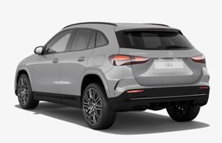 MERCEDES-BENZ GLA 200 usata, con Autoradio