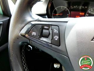 OPEL Corsa usata, con MP3
