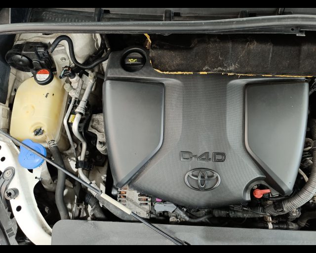 TOYOTA Verso usata, con Airbag testa