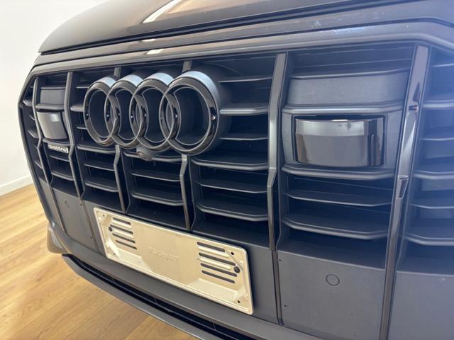 AUDI Q7 usata, con USB