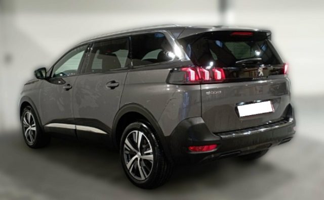 PEUGEOT 5008 usata, con Airbag Passeggero