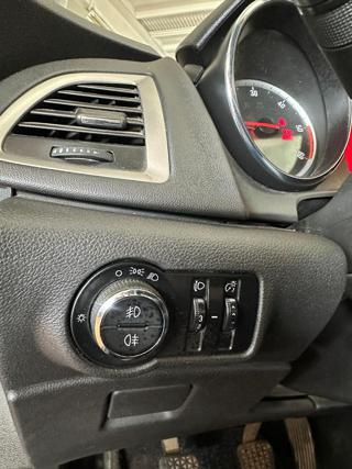 OPEL Astra usata, con Servosterzo