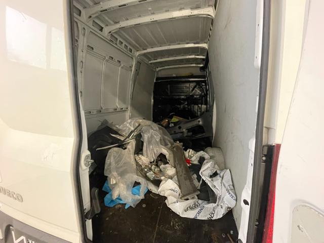 IVECO Daily usata 16