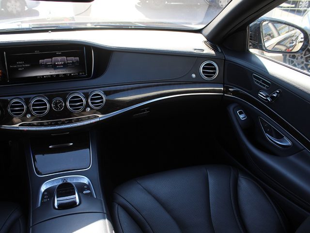 MERCEDES-BENZ S 500 usata, con Sistema di navigazione