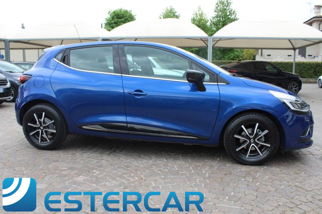 RENAULT Clio usata, con Autoradio