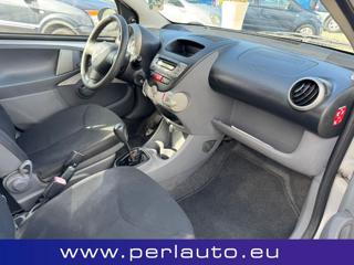 TOYOTA Aygo usata, con Lettore CD