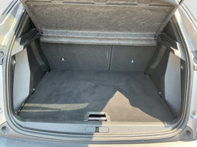 PEUGEOT 2008 usata 12
