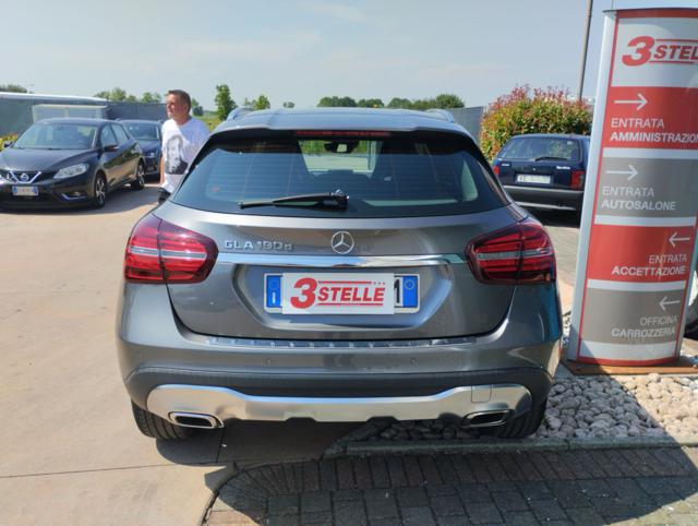 MERCEDES-BENZ GLA 180 usata, con Cerchi in lega