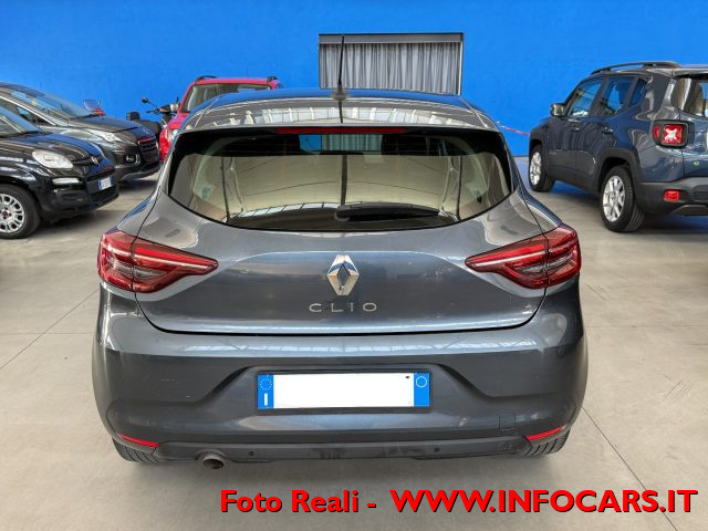 RENAULT Clio usata, con Touch screen