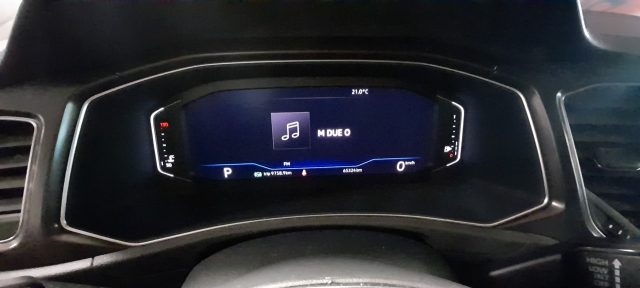 VOLKSWAGEN T-Roc usata 24