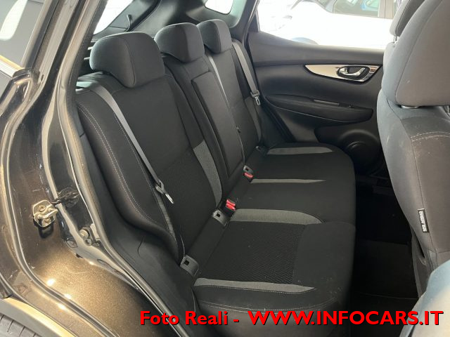 NISSAN Qashqai usata, con Boardcomputer