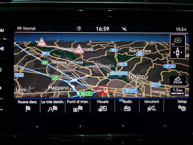 VOLKSWAGEN Touran usata, con Fendinebbia