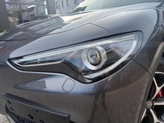ALFA ROMEO Stelvio usata, con Sedili riscaldati
