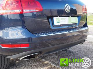 VOLKSWAGEN Touareg usata 29