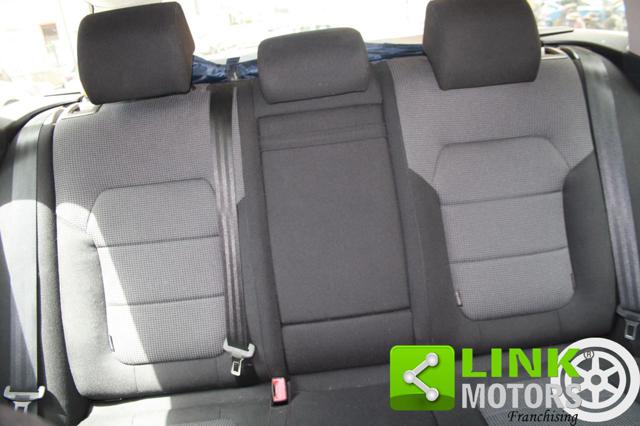 VOLKSWAGEN Passat usata, con Schermo multifunzione interamente digitale