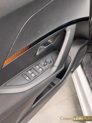 PEUGEOT 2008 usata 23