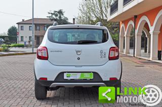 DACIA Sandero usata, con Autoradio