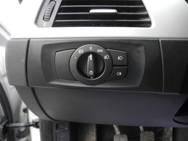 BMW 320 usata, con Divisori per bagagliaio