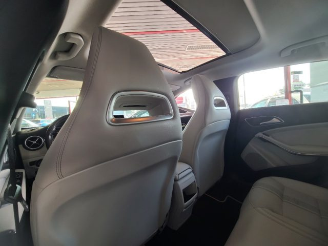 MERCEDES-BENZ CLA 180 usata, con Alzacristalli elettrici