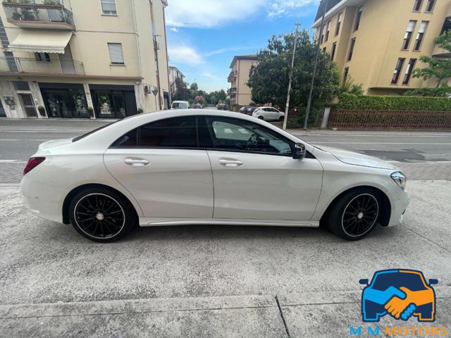 MERCEDES-BENZ CLA 200 usata, con Leve al volante